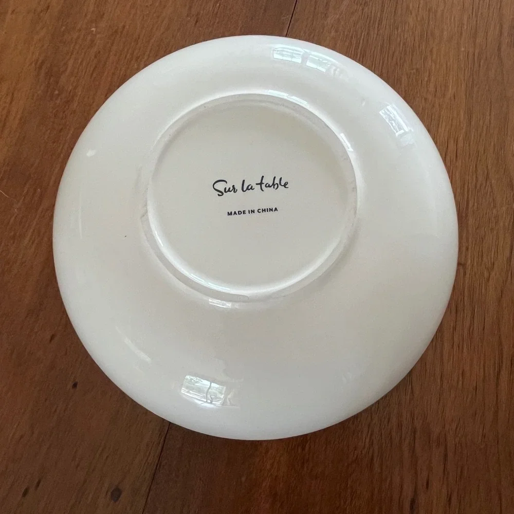 Sur La Table Tomato Print Vegetable/Pasta Bowl 8